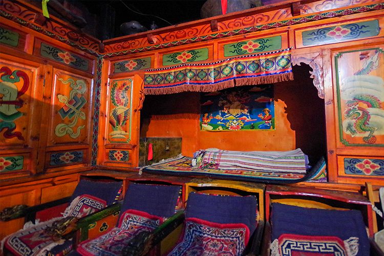 1566633742180335.jpg 摩梭家纺.jpg